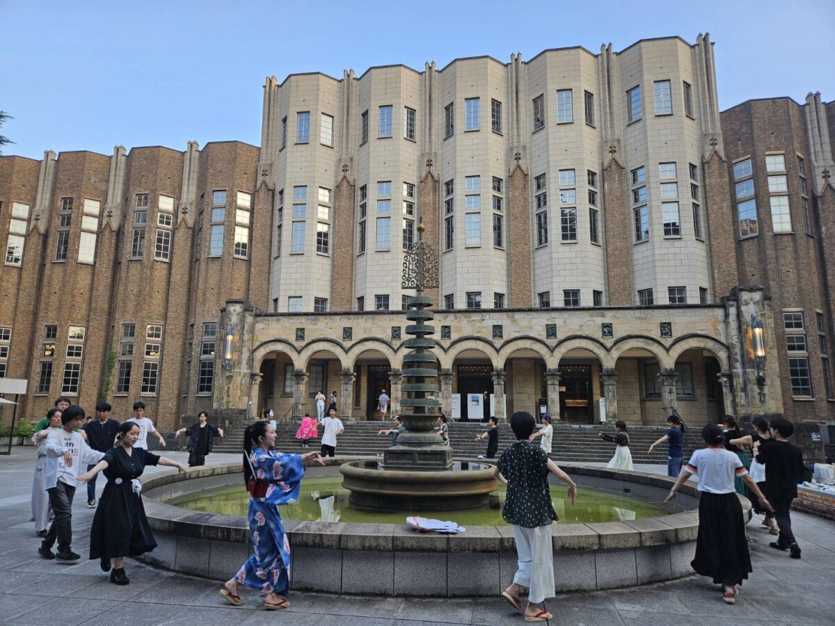 東京大学でサイレント盆踊り2024