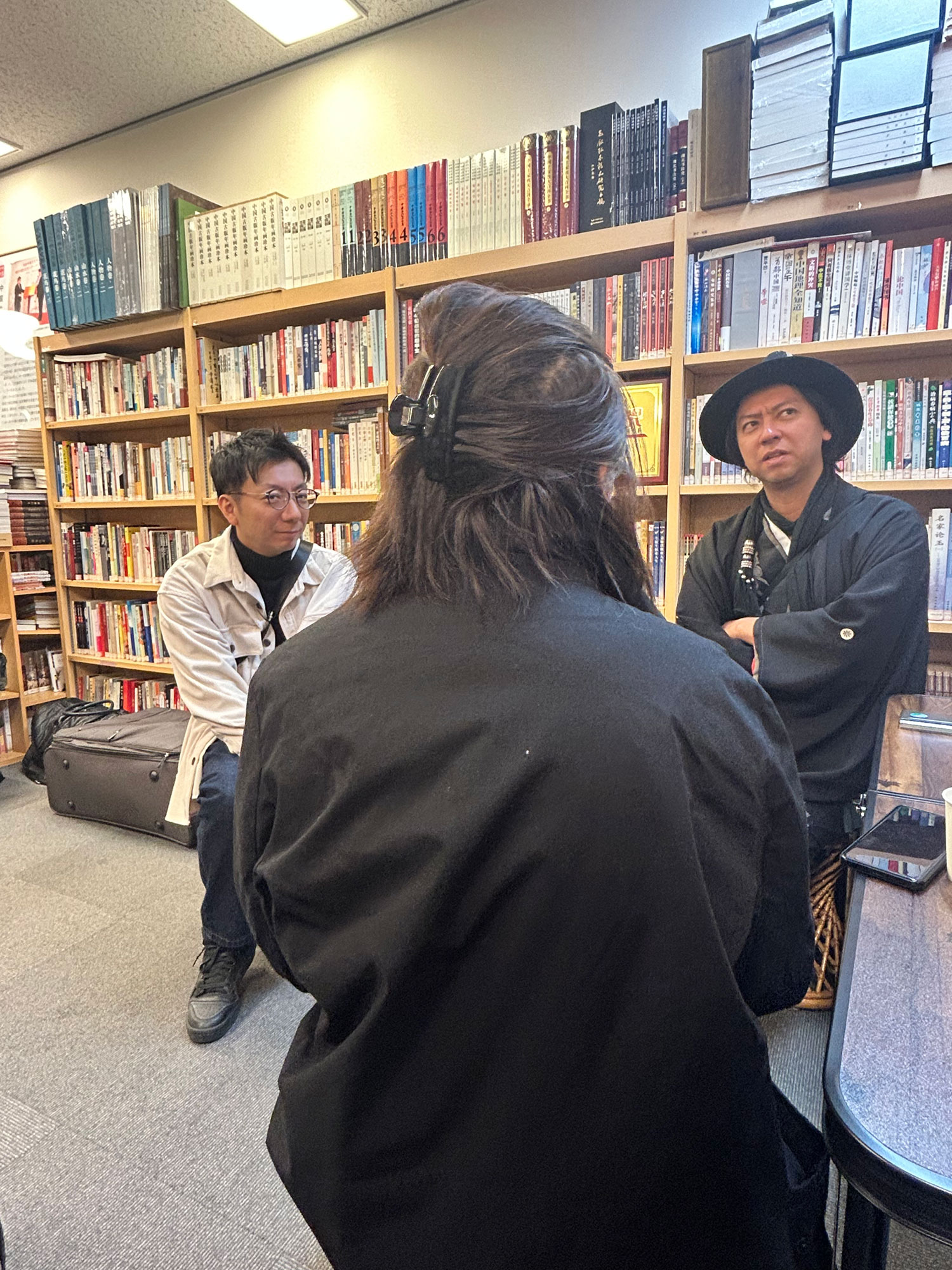 中国メディア「日本東方新報」が孝藤右近☆左近に取材