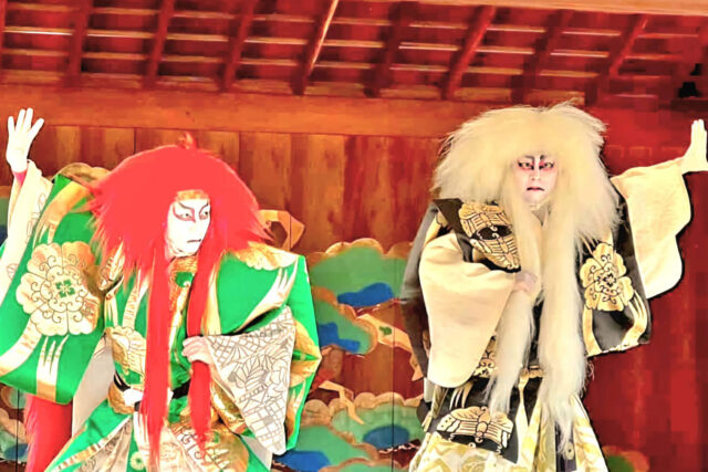 連獅子、藤娘、雨の五郎を披露｜岡山後楽園の能舞台