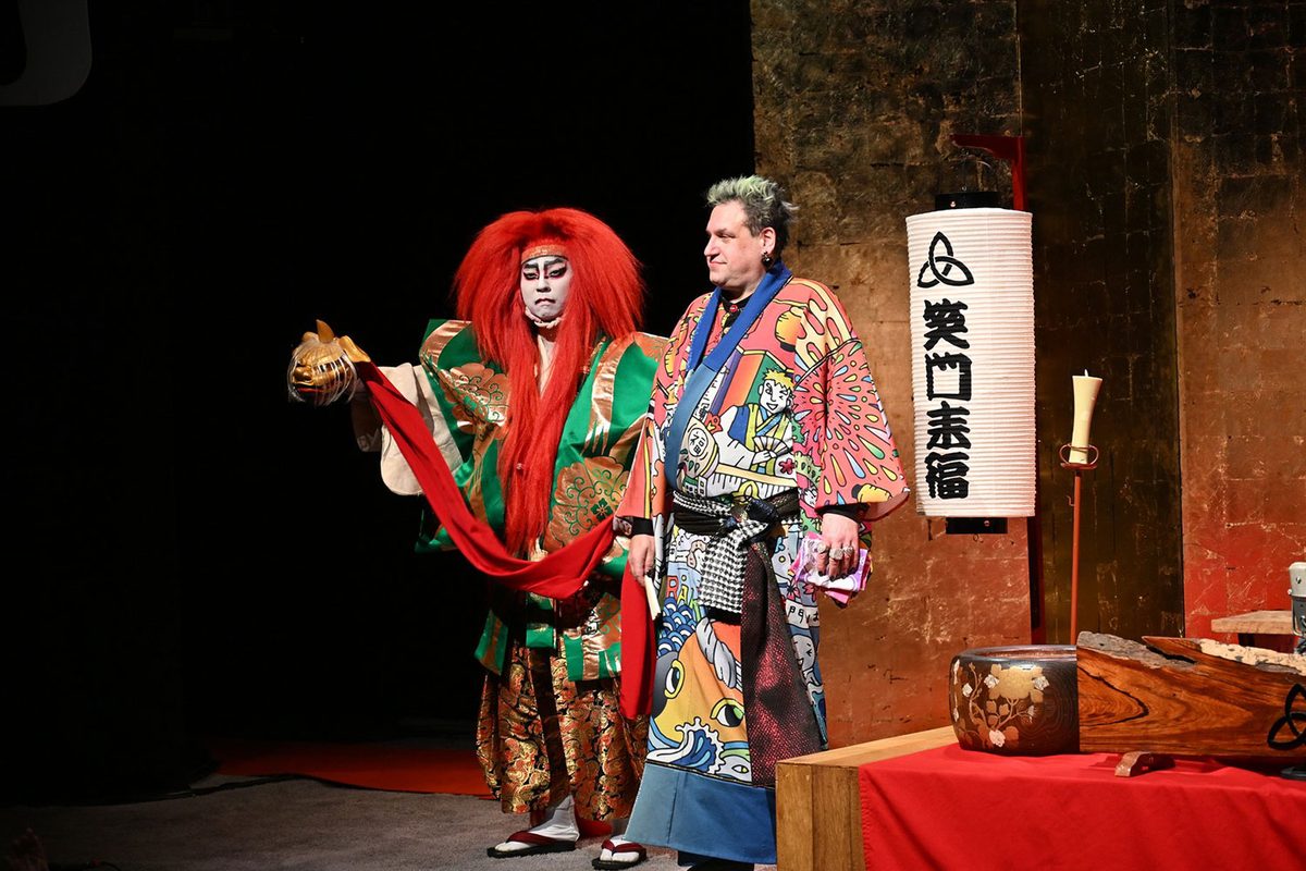 落語家の桂三輝と舞踊家の孝藤右近
