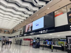 成田国際空港デジタルサイネージ動画