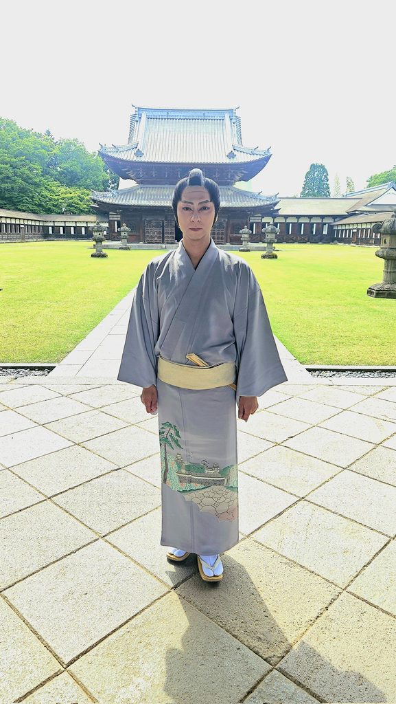 孝藤右近が瑞龍寺で奉納舞