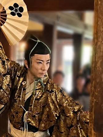 孝藤左近